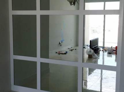 Custom-Mirrored-Walls-Picture-3